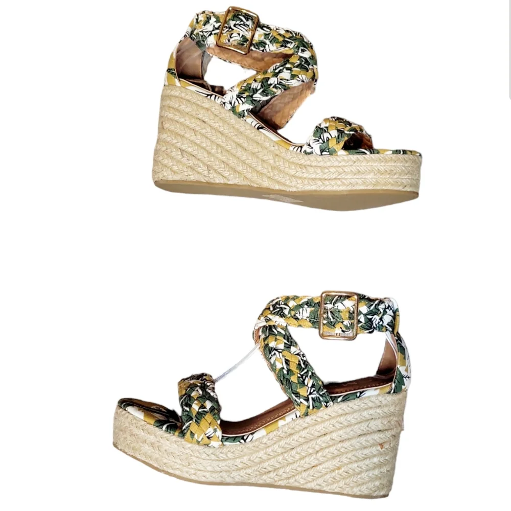 Mata Shoes new without